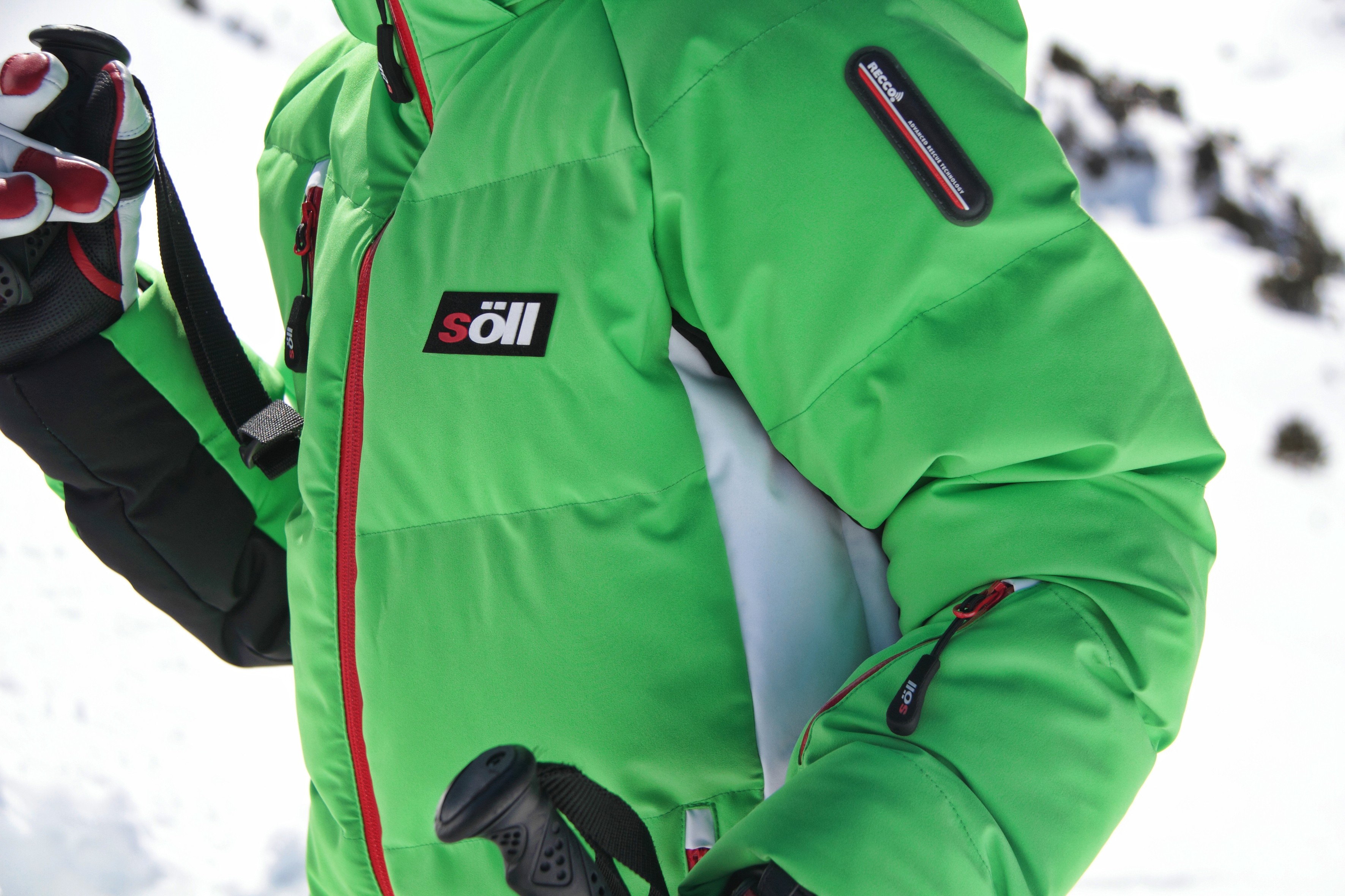 How to choose the best ski jacket